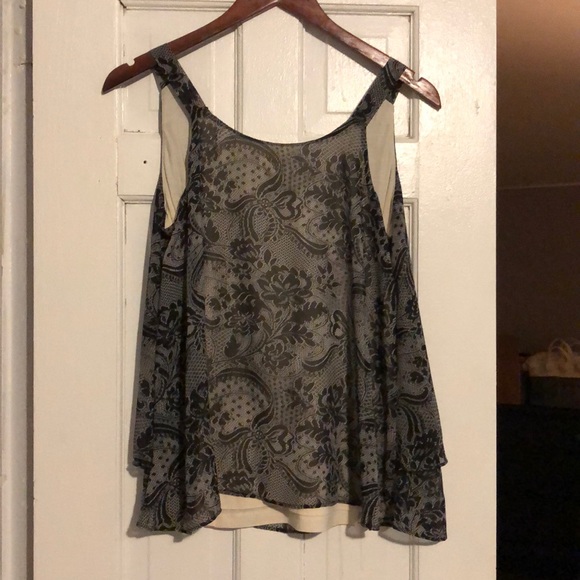 Patterned Tank - Picture 2 of 2